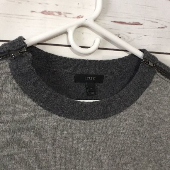 NWOT J. Crew 100% wool sweater 🤍 - Picture 8 of 13